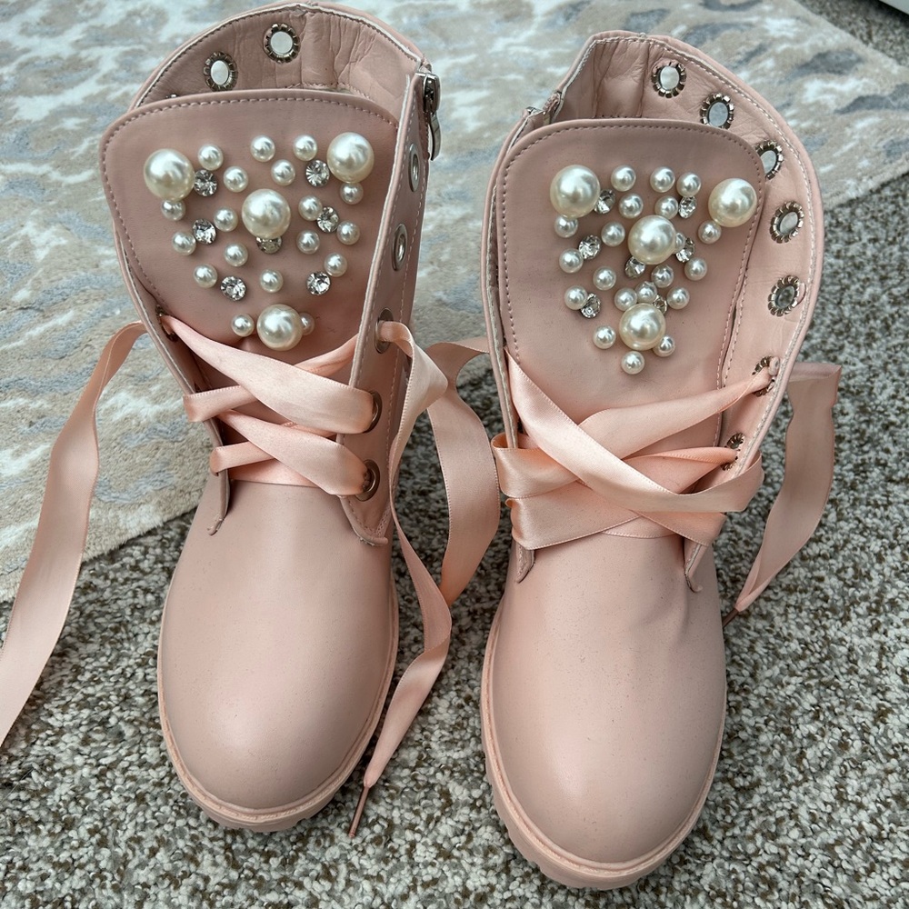 *NEW* Combat Boots